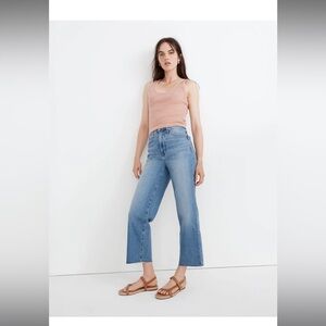 The Petite Perfect Vintage Wide-Leg Crop Jean in Catlin Wash - 30P